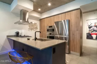 Photo #3: 6506056 Listing