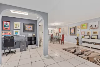 Photo #2: 6506151 Listing