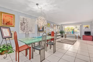 Photo #5: 6506151 Listing