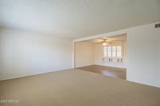 Photo #2: 6506766 Listing