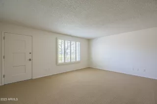 Photo #4: 6506766 Listing
