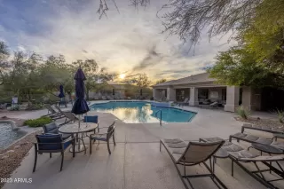 Photo #3: 6506836 Listing