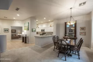 Photo #4: 6506836 Listing