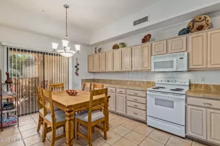 Photo #2: 6506891 Listing 