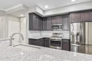 Photo #4: 6506997 Listing