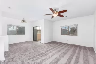 Photo #4: 6507227 Listing