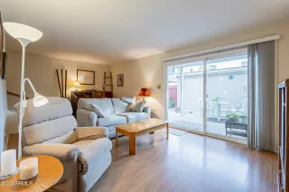 Photo #4: 6507586 Listing