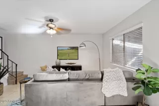 Photo #5: 6507875 Listing