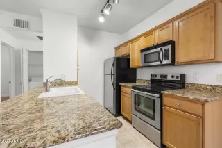 Photo #1: 6508168 Listing