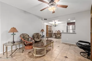 Photo #5: 6508233 Listing