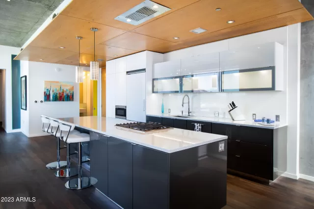 MLS: 6508573 Condo For Sale