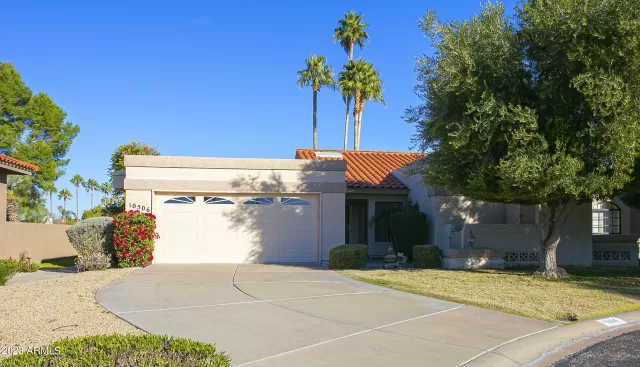 MLS: 6508861 Condo For Sale