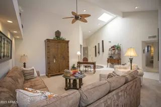Photo #3: 6508861 Listing