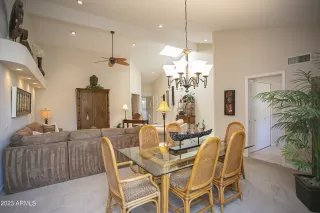 Photo #6: 6508861 Listing