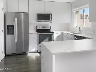 Photo #5: 6508862 Listing 