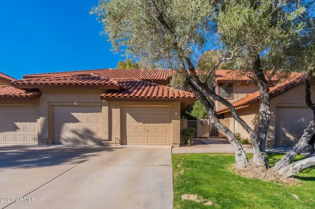 MLS: 6508999 Condo For Sale
