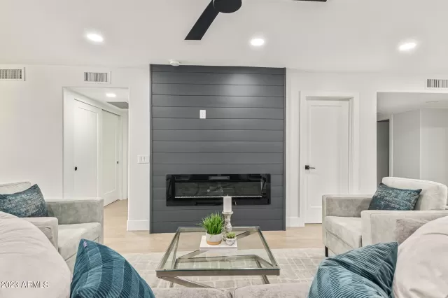 MLS: 6509343 Condo For Sale