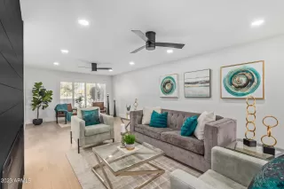 Photo #3: 6509343 Listing