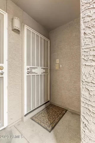 Photo #4: 6509422 Listing