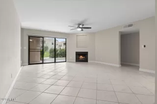 Photo #5: 6509422 Listing