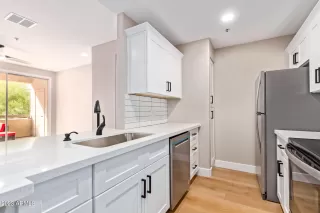 Photo #6: 6509506 Listing