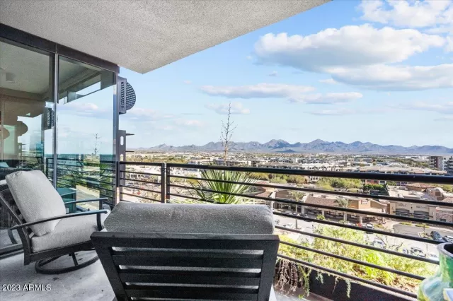 MLS: 6509628 Condo For Sale