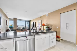 Photo #5: 6509628 Listing