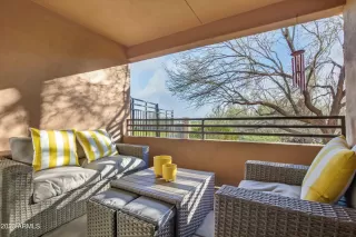 Photo #5: 6509724 Listing