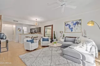 Photo #6: 6509724 Listing