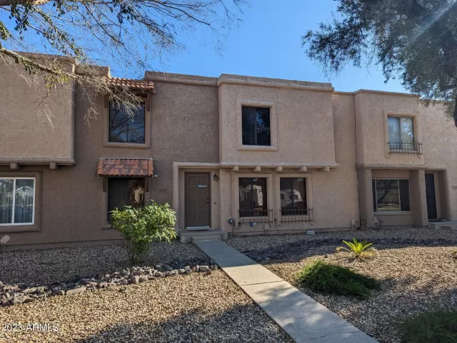 MLS: 6509769 Condo For Sale