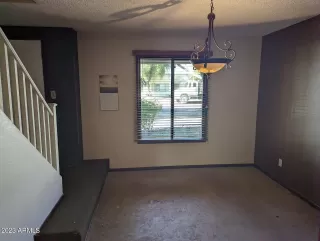 Photo #2: 6509769 Listing