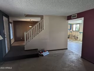 Photo #3: 6509769 Listing