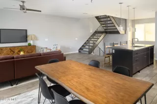 Photo #5: 6509799 Listing 