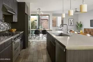 Photo #6: 6509799 Listing 