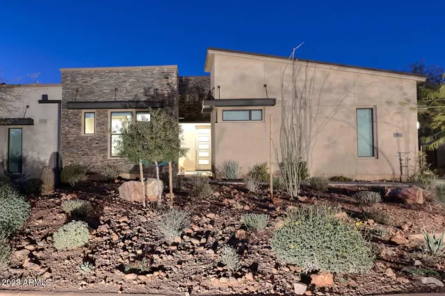 MLS: 6509895 Condo For Sale
