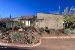 Photo #2: 6509895 Listing