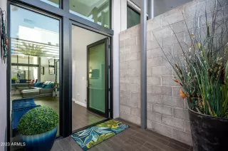 Photo #4: 6509902 Listing 