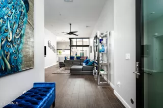 Photo #5: 6509902 Listing 