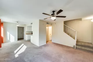 Photo #6: 6509907 Listing