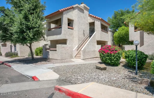 MLS: 6509975 Condo For Sale