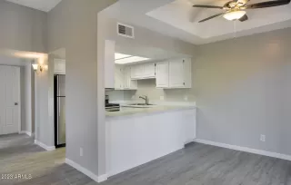 Photo #6: 6509975 Listing