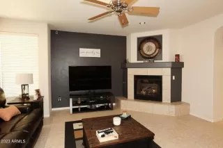 Photo #5: 6510503 Listing
