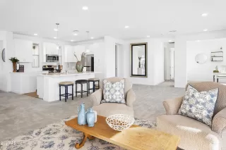 Photo #4: 6510585 Listing