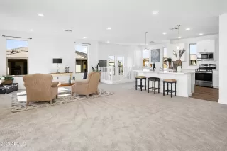 Photo #5: 6510585 Listing