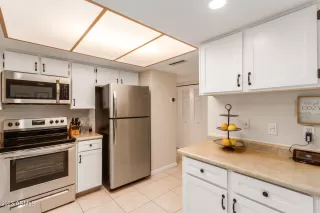 Photo #6: 6511299 Listing