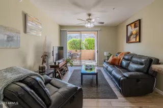 Photo #4: 6511436 Listing