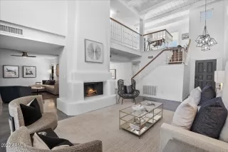 Photo #4: 6511672 Listing