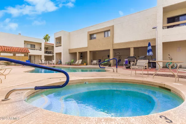 MLS: 6511687 Condo For Sale