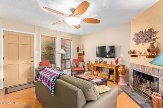 Photo #4: 6511687 Listing 