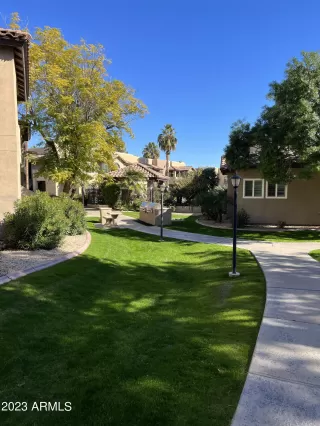 Photo #3: 6511741 Listing